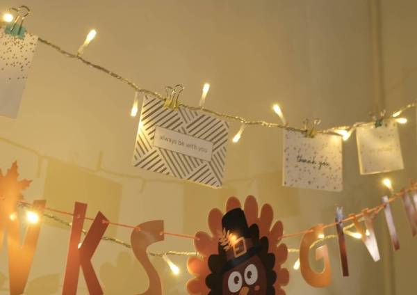 Let’s Create a Thanksgiving Party Banner