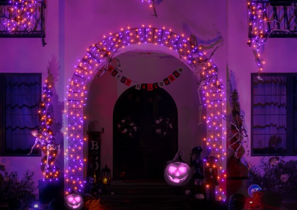 Halloween Lighting Ideas: 5 Spooky Ways to Light Up Your Yard