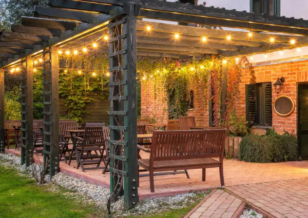 8 Patio Lighting Ideas for Summer Entertaining: From Cozy to Party-Ready