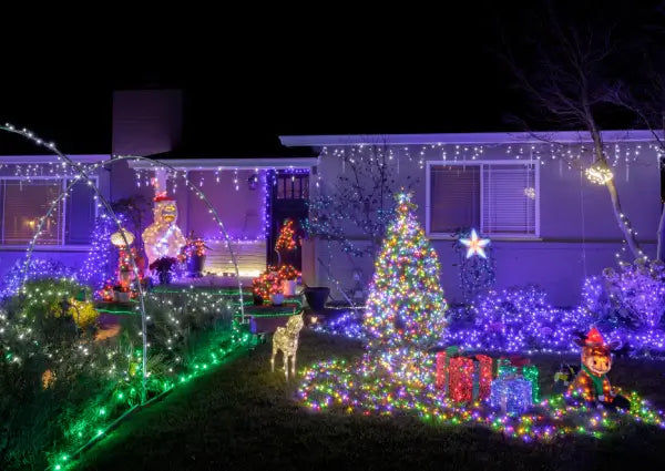 Practical Tips for Safely Installing Holiday Lights this Year 2023