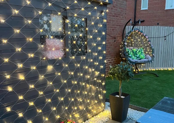 Light Up Your Holiday With Net Lights