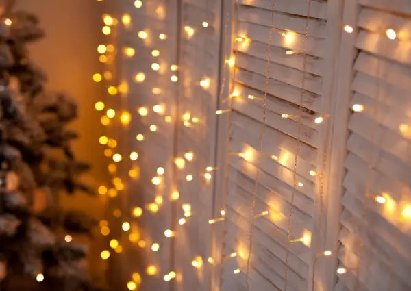 4 Creative Christmas Light Ideas for Your Holiday Home Décor