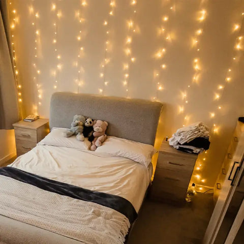 Ollny's 300 leds warm white curtain lights for bedroom wall