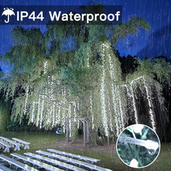 Ollny's 400 leds cool white wedding cluster lights are IP44 waterproof